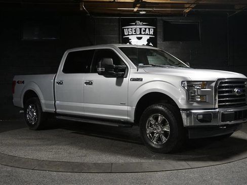 Used 2017 Ford F150 XLT w/ Equipment Group 302A Luxury image 8