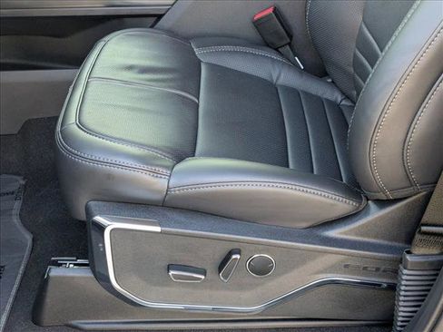 New 2026 Ford F150 Platinum image 4