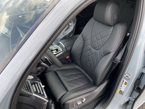 New 2026 BMW X5 xDrive50e w/ M Sport Package image 11