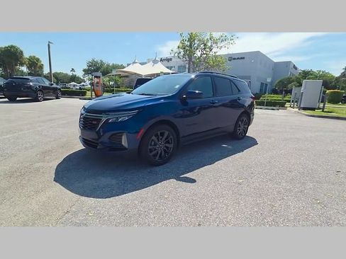 Used 2022 Chevrolet Equinox RS FWD image 47