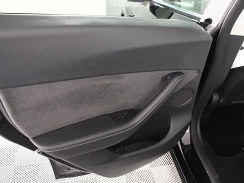 Used 2023 Tesla Model Y Performance AWD/4WD image 26