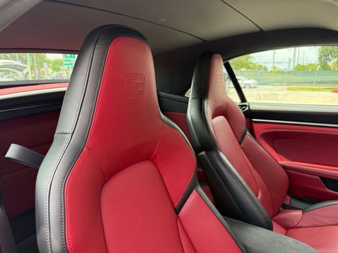 Used 2026 Porsche 911 Carrera GTS RWD image 31