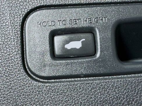 Certified 2025 Honda Pilot Elite image 14