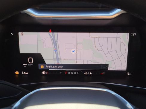 New 2026 GMC Canyon Elevation w/ Convenience Package image 12