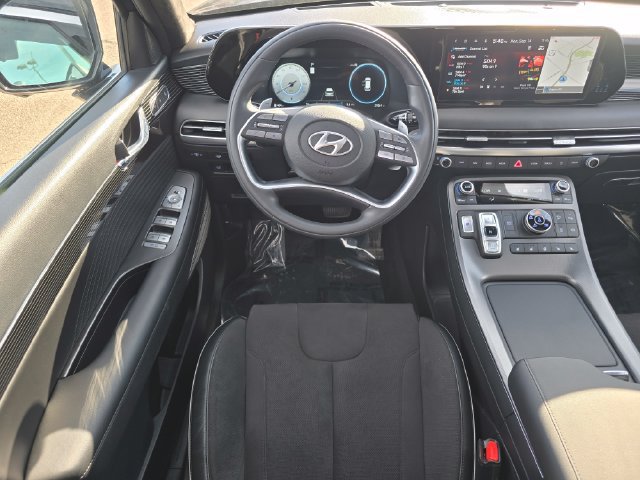 Used 2024 Hyundai Palisade Calligraphy AWD/4WD image 4