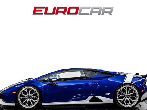 Used 2023 Lamborghini Huracan Tecnica image 2