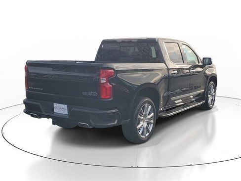 Certified 2022 Chevrolet Silverado 1500 High Country w/ High Country Premium Package image 4