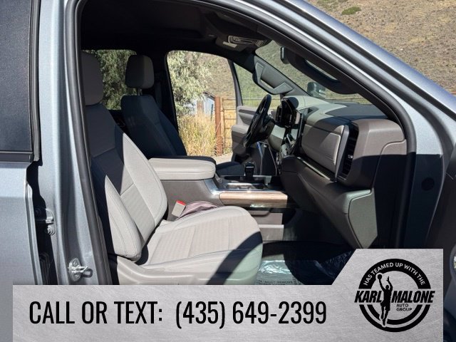 Used 2024 Chevrolet Silverado 1500 LT Trail Boss w/ Convenience Package II AWD/4WD image 33