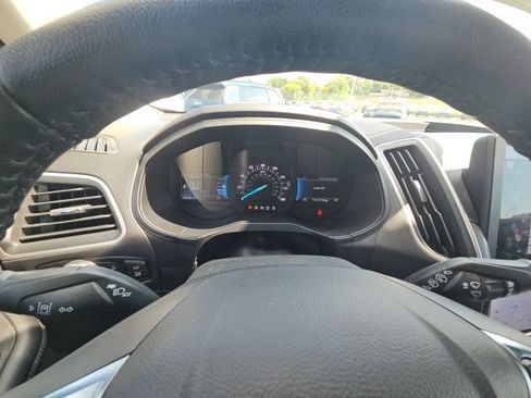 Used 2024 Ford Edge SEL w/ Convenience Package AWD/4WD image 19