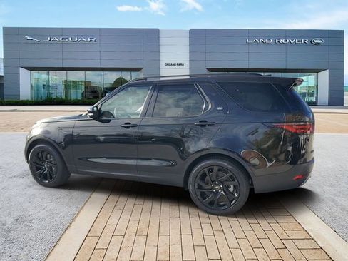 Certified 2025 Land Rover Discovery S AWD/4WD image 7