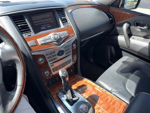 Used 2018 INFINITI QX80 2WD w/ Driver Assistance Package image 19