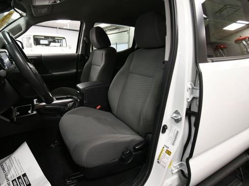 Certified 2023 Toyota Tacoma SR5 image 10