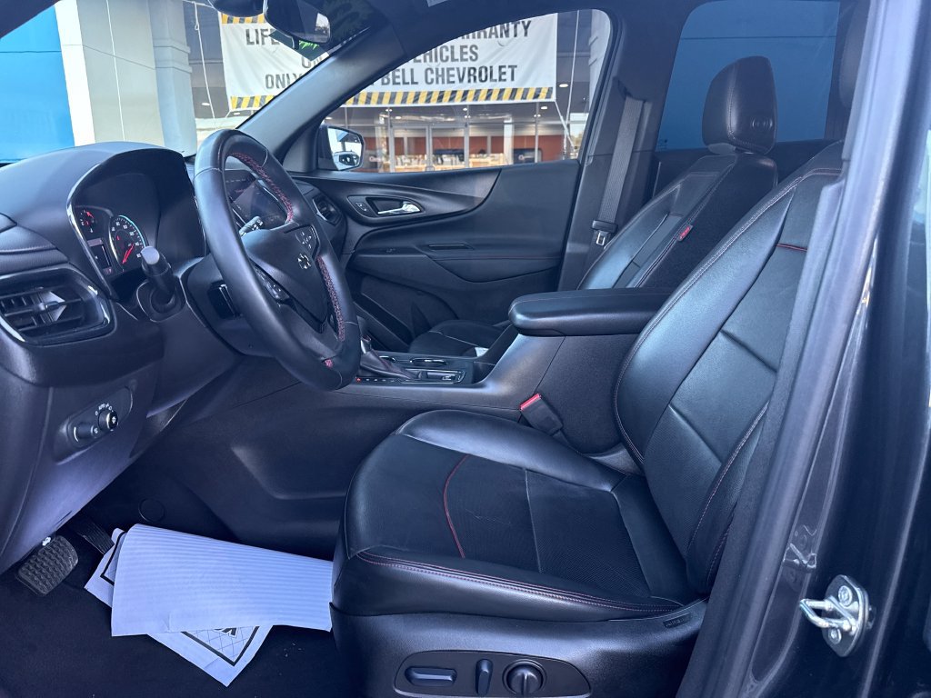 Used 2023 Chevrolet Equinox RS w/ RS Leather Package AWD/4WD image 11