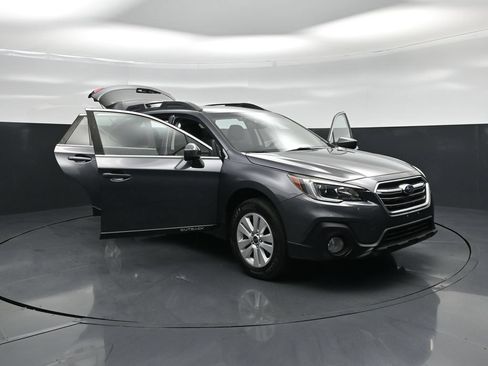 Used 2019 Subaru Outback 2.5i Premium AWD/4WD image 26