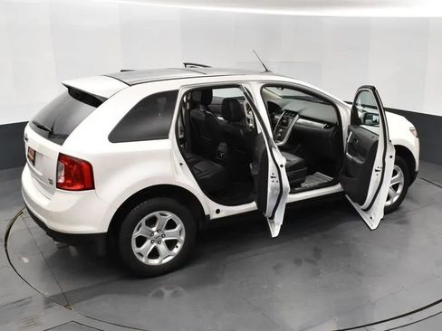 Used 2014 Ford Edge SEL w/ Equipment Group 205A image 6