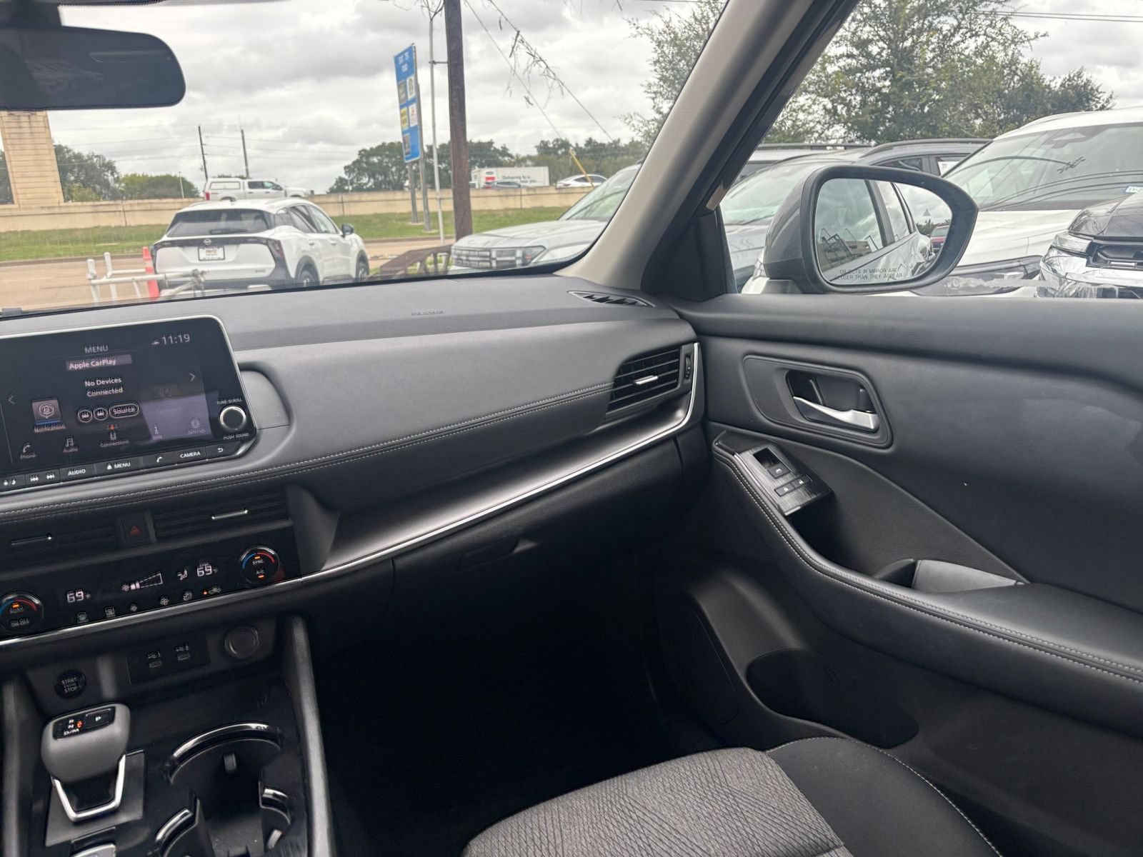 Used 2026 Nissan Rogue SV AWD/4WD image 35