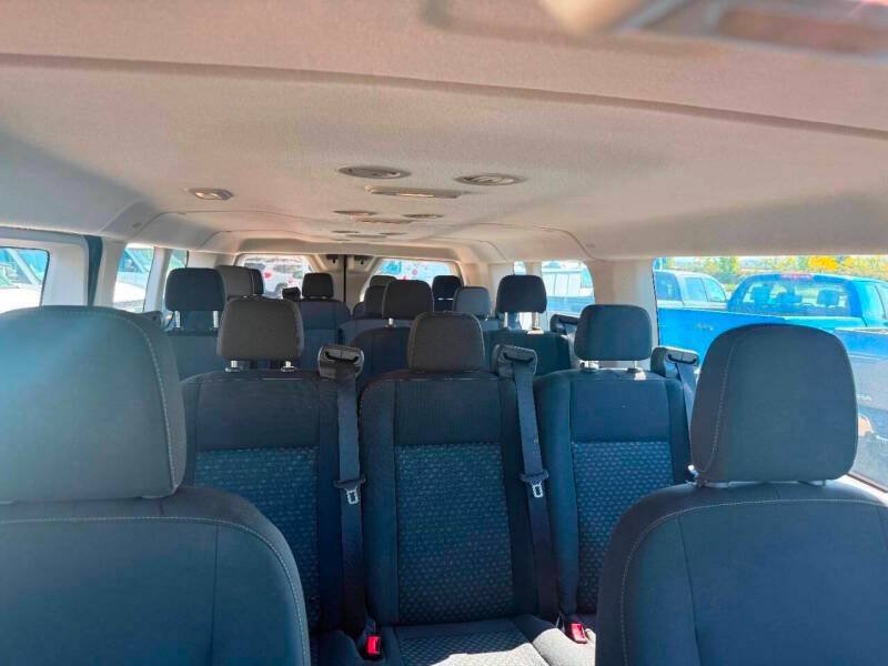 Used 2025 Ford Transit 350 XLT AWD/4WD image 17