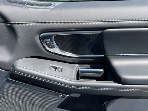 New 2026 Ford Expedition Platinum image 19