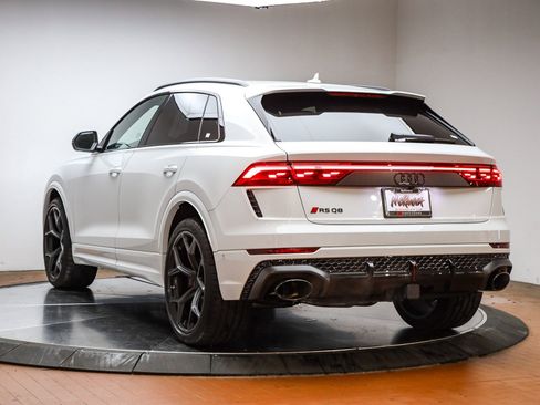 New 2026 Audi RS Q8 performance image 18