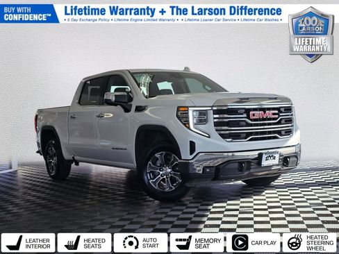 Used 2025 GMC Sierra 1500 SLT image 1