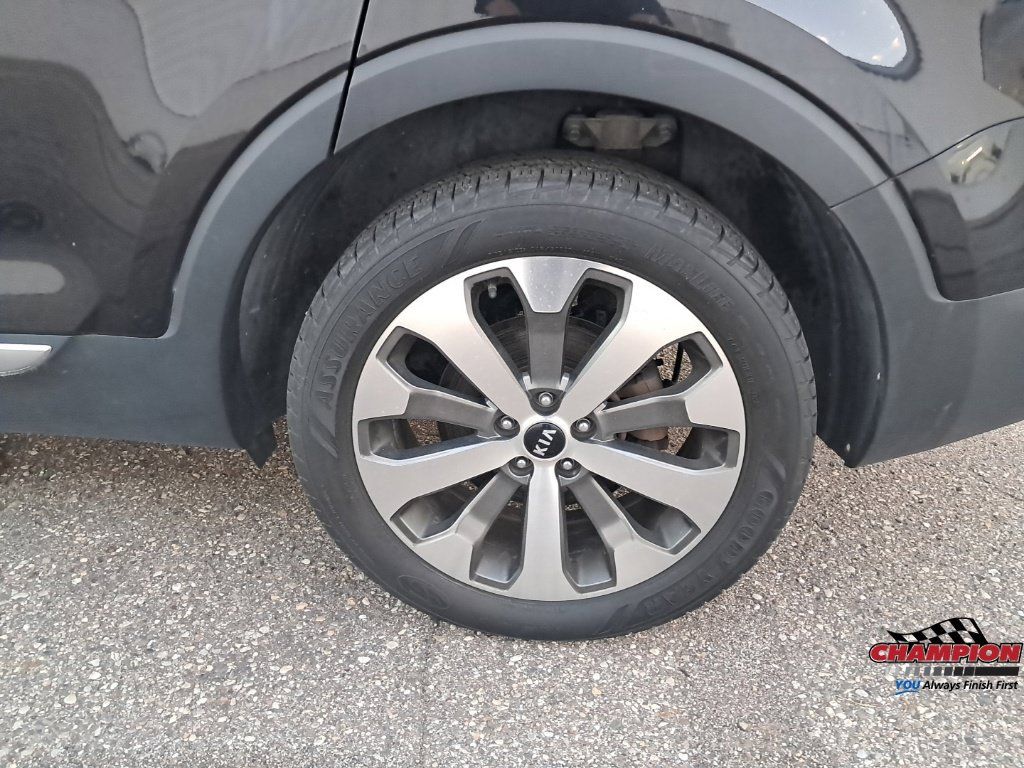 Used 2021 Kia Telluride S AWD/4WD image 14
