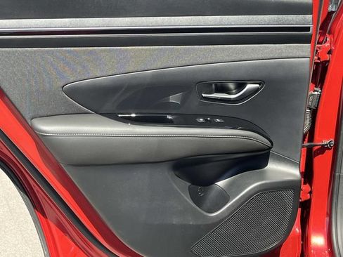 Certified 2022 Hyundai Tucson Limited AWD/4WD image 21