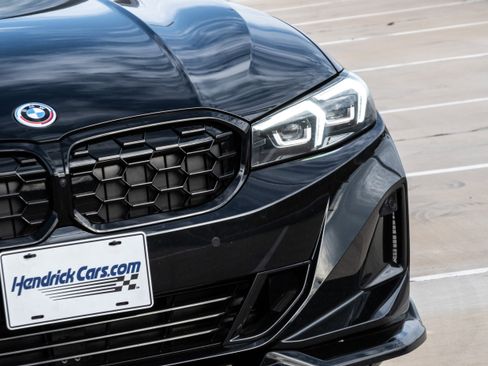 Used 2025 BMW 330i xDrive Sedan w/ Convenience Package image 7