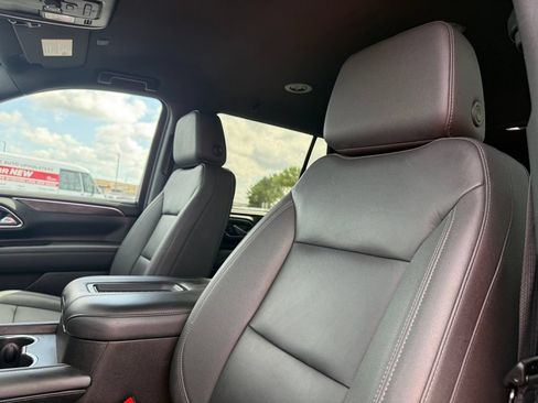 Used 2023 Chevrolet Tahoe LT w/ Luxury Package AWD/4WD image 13
