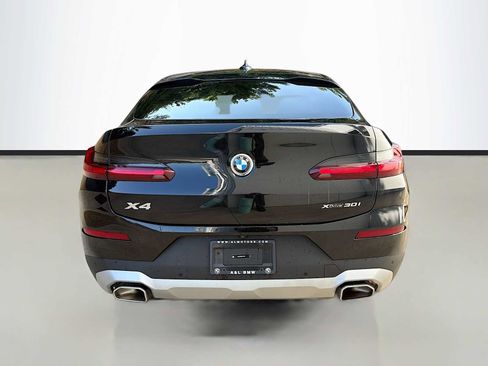 Used 2025 BMW X4 xDrive30i AWD/4WD image 4