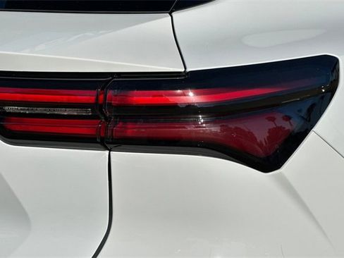 New 2026 Chevrolet Equinox EV LT image 35