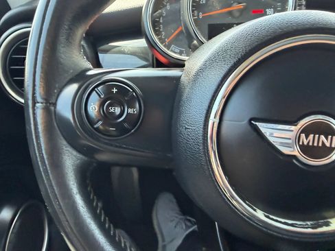 Used 2015 MINI Cooper S FWD image 26
