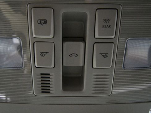 Used 2019 Volkswagen Atlas SE w/ Panoramic Sunroof Package image 19