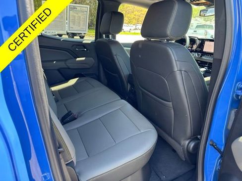 Used 2025 Chevrolet Colorado ZR2 w/ Technology Package AWD/4WD image 23