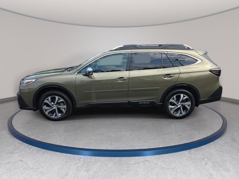 Used 2022 Subaru Outback Touring XT AWD/4WD image 8