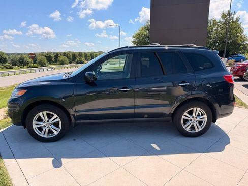 Used 2012 Hyundai Santa Fe Limited w/ Navigation Pkg 4 FWD image 6