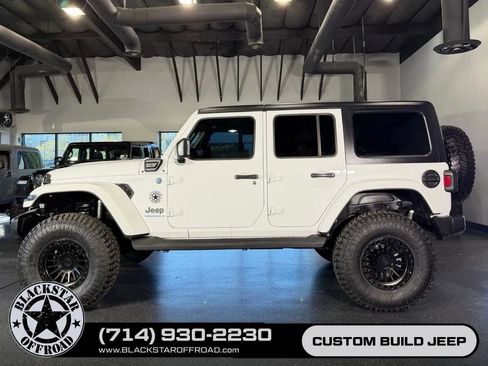 Used 2024 Jeep Wrangler Unlimited AWD/4WD image 8