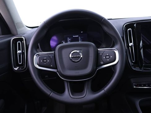 Certified 2024 Volvo XC40 B5 Plus w/ Protection Package Premier image 20