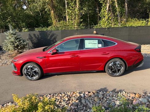 New 2026 Hyundai Sonata SEL image 2