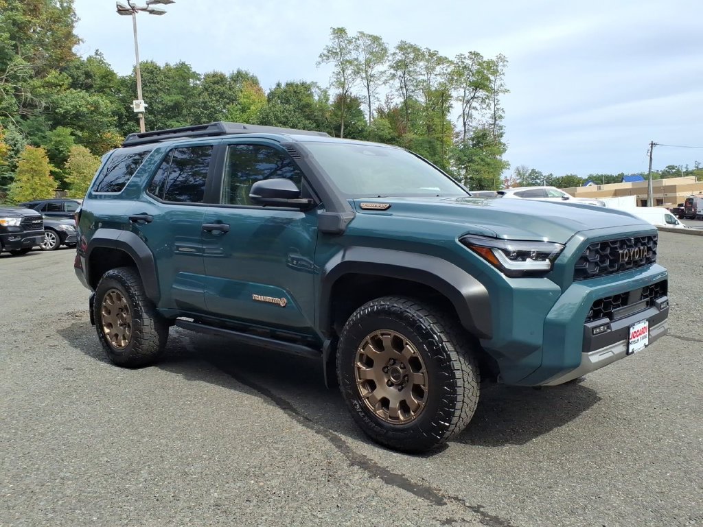 Used 2025 Toyota 4Runner Trailhunter AWD/4WD image 1