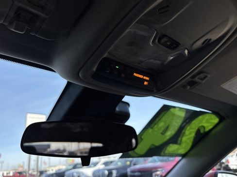 Used 2024 Buick Encore GX Sport Touring image 35