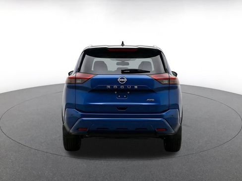 Used 2025 Nissan Rogue SV FWD image 8