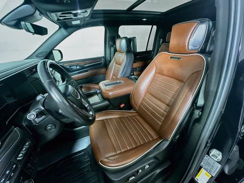 Certified 2023 GMC Yukon XL Denali Ultimate AWD/4WD image 27