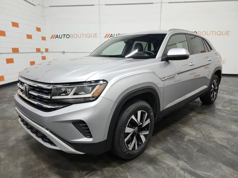 Used 2022 Volkswagen Atlas Cross Sport SE image 14
