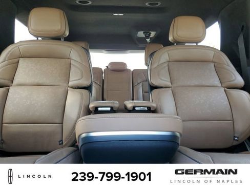 New 2026 Lincoln Navigator L Black Label AWD/4WD image 29