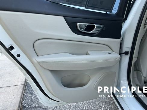 Used 2019 Volvo S60 T5 Momentum w/ Premium Package image 29