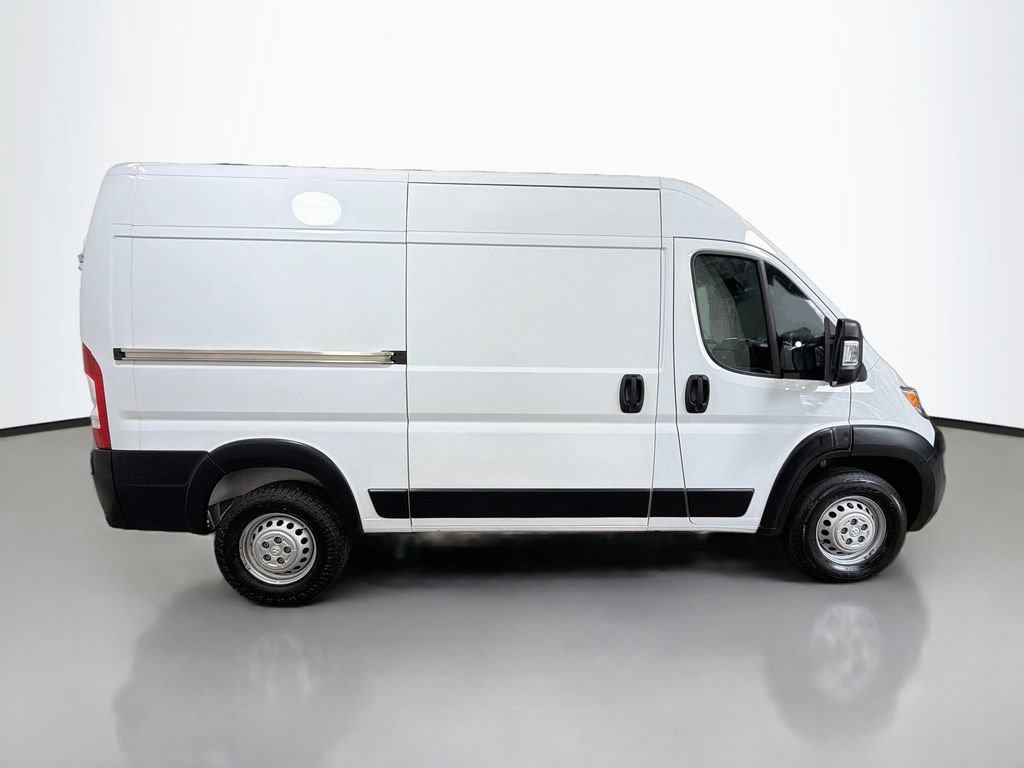 Used 2025 RAM ProMaster 2500 w/ Convenience Group FWD image 10
