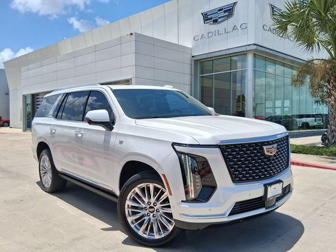 Used 2025 Cadillac Escalade Premium Luxury RWD image 1