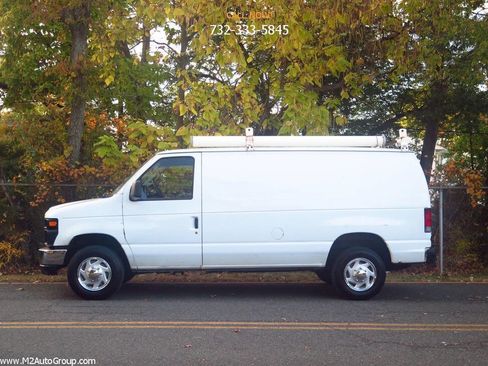 Used 2011 Ford E-250 and Econoline 250 w/ PWR Group image 2