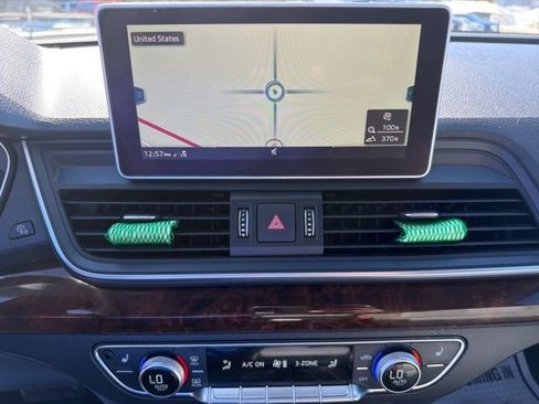 Used 2018 Audi Q5 2.0T Premium Plus w/ Premium Plus Package image 20