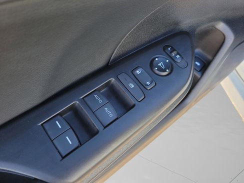 Certified 2021 Honda Civic EX-L image 18